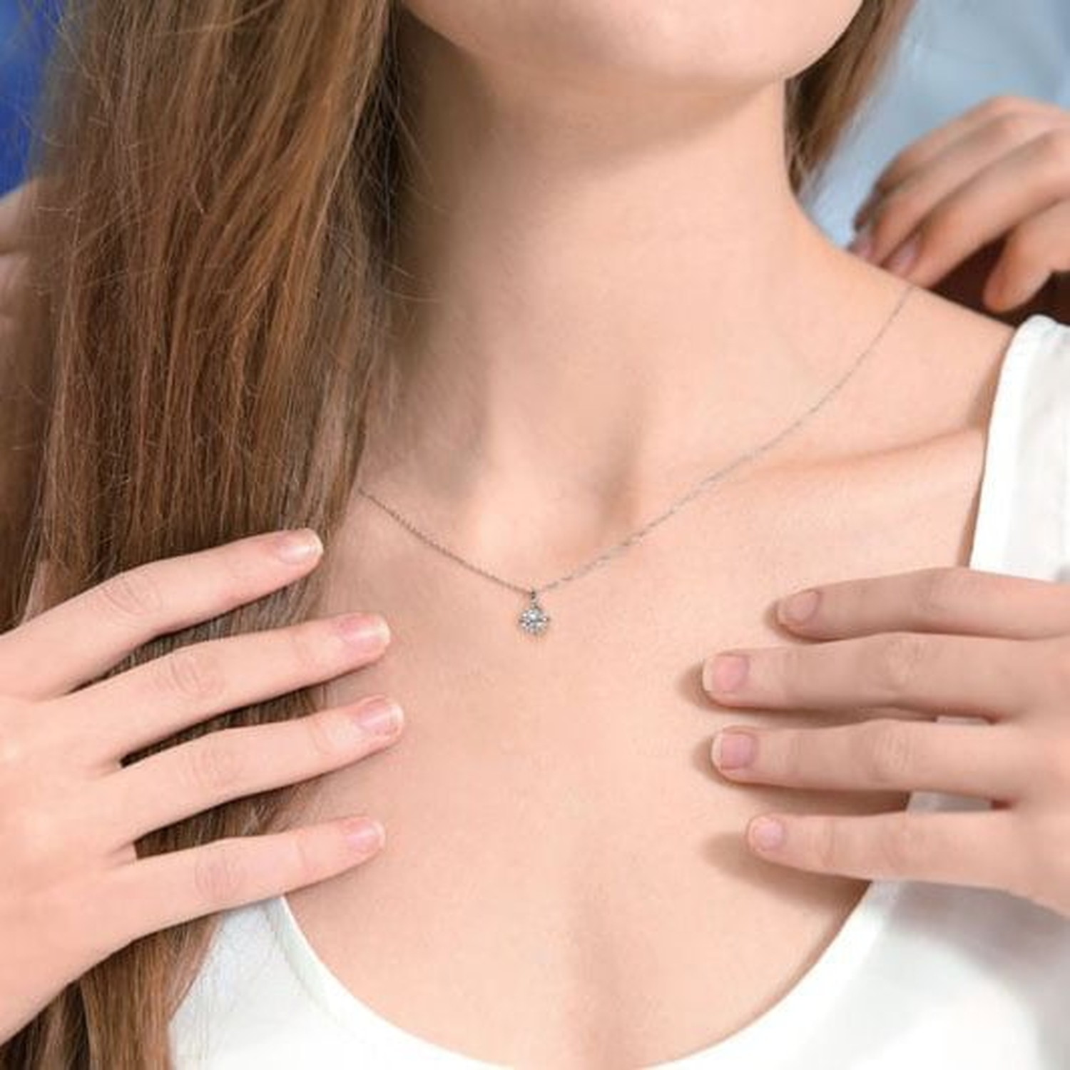 【男性必見！】プロポーズに贈りたい、おすすめの婚約ネックレス3選